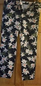 Old Navy floral pants  size 10